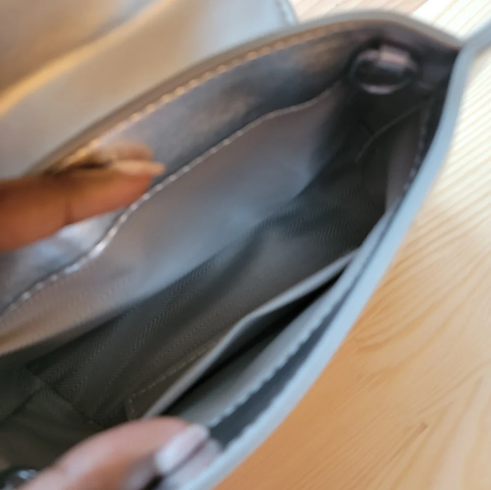 Metallic Hanbag - Picture 6 of 12